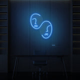 Leuchtreklame „PARTNER“.