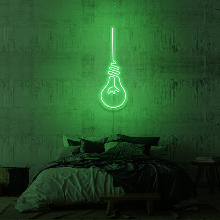 Leuchtreklame „LICHT“.