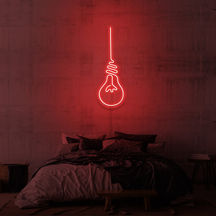 Leuchtreklame „LICHT“.