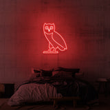 Leuchtreklame „Eule“.