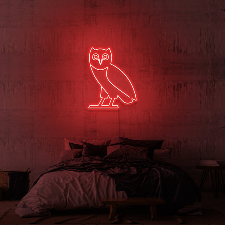 Leuchtreklame „Eule“.