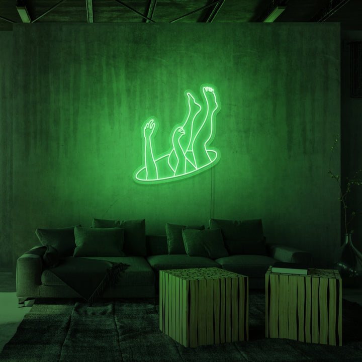 Leuchtreklame „DEEP SPACE“. 