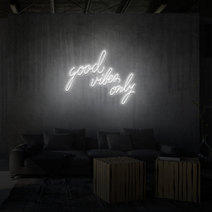 „NUR GOOD VIBES“ NEONSCHILD 